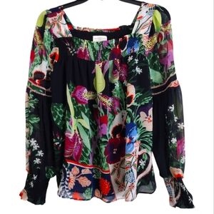 Anthropologie featuring Lil Sire multicolor smocked long sleeved top size XS